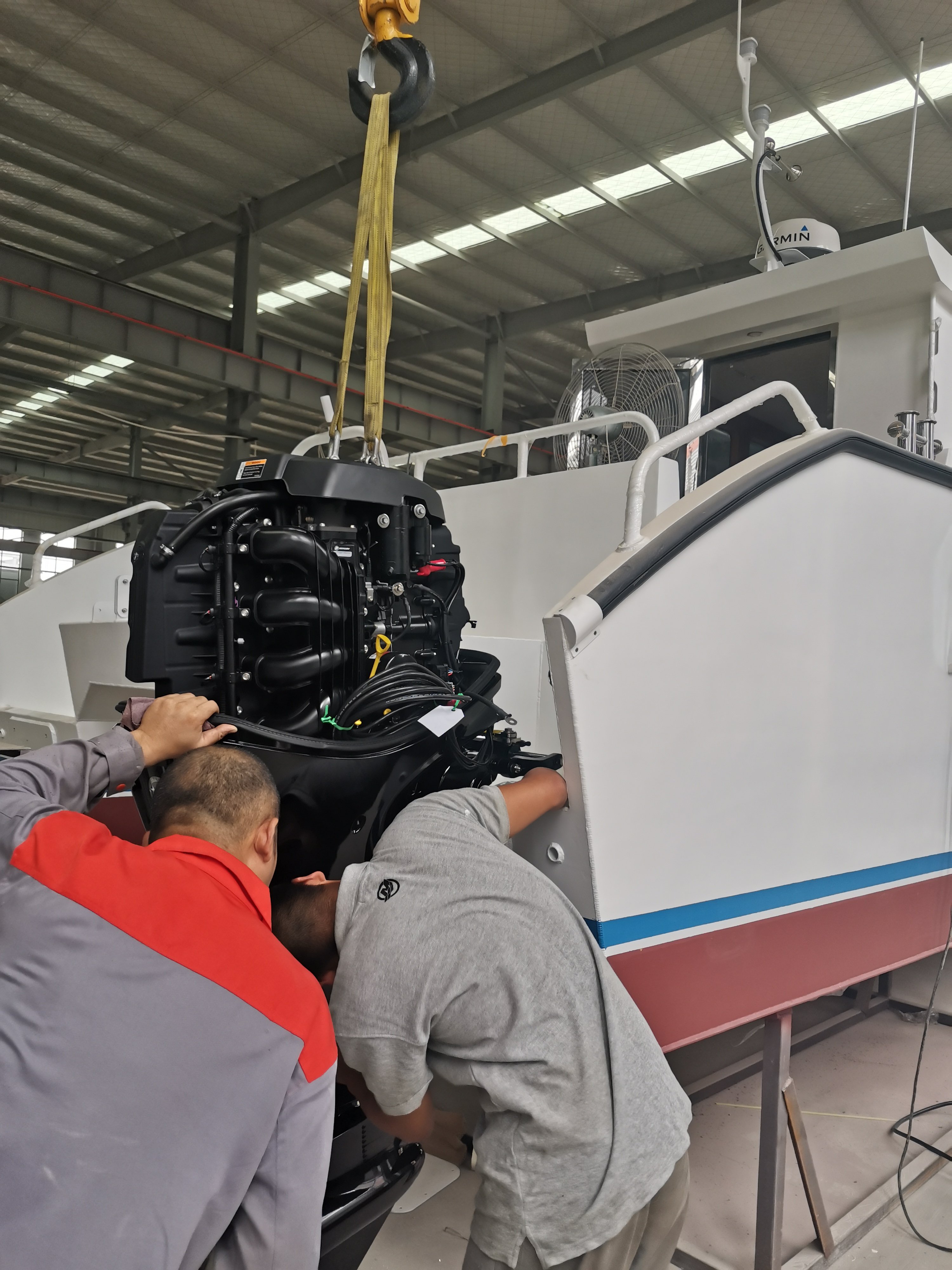 32ft/9.8m Catamaran Yacht Aluminium Boat for Sale with CE Certificate Outboard Engine